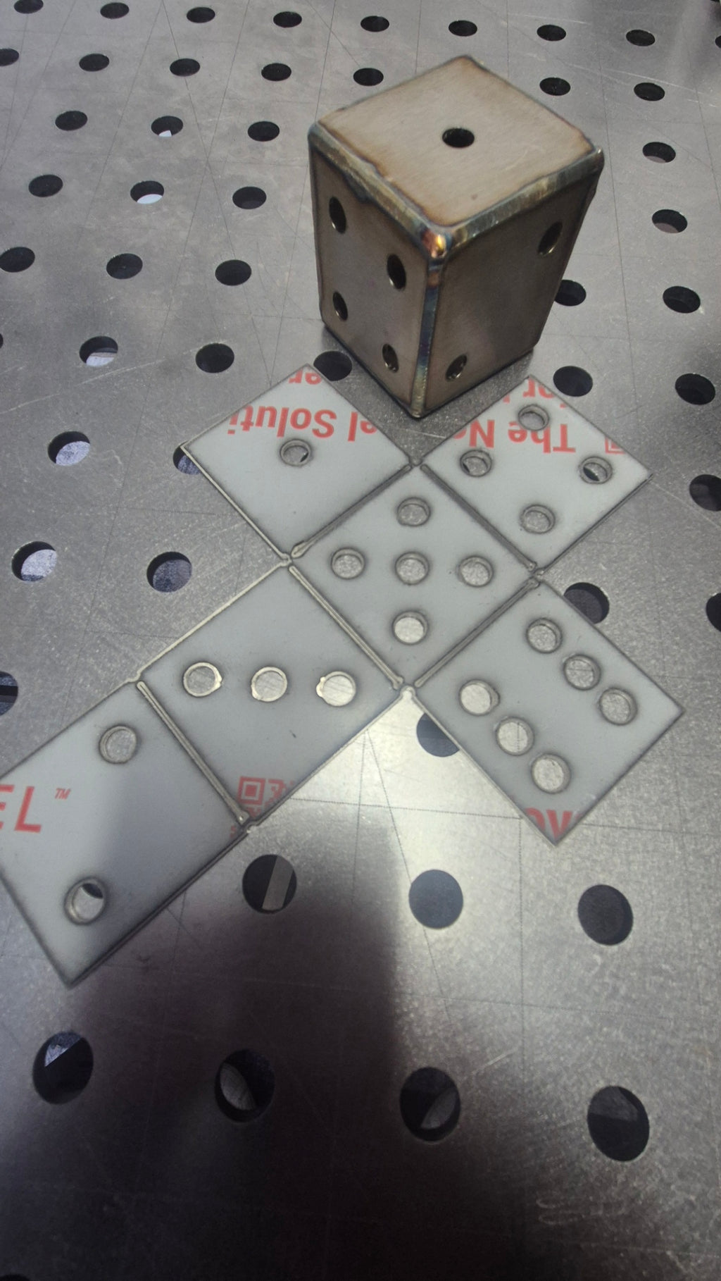 Schweiß-Übungs-Würfel „Easy-Fold“ – 2mm Edelstahl (VA) 65mm/65mm